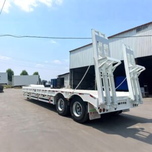 2 axle 40 ton lowbed trailer with wide deck and loading ramps