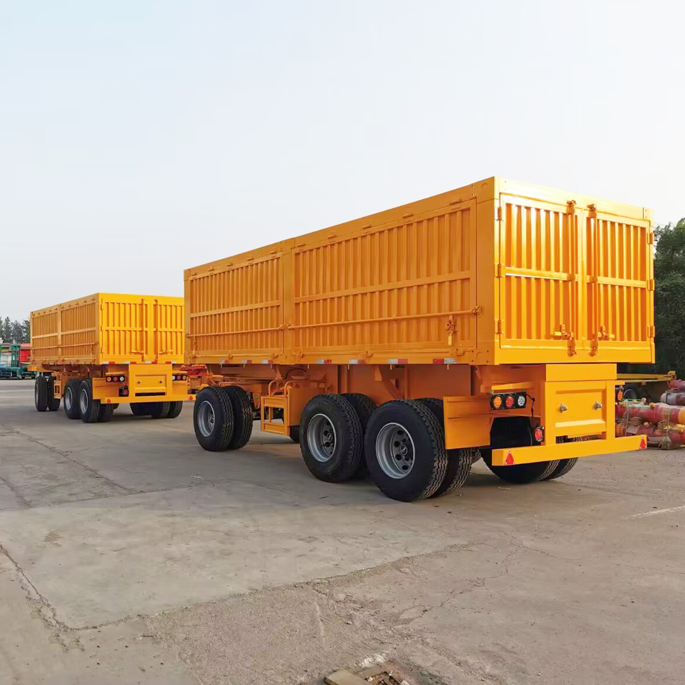 Superlink trailer transporting heavy and oversized loads
