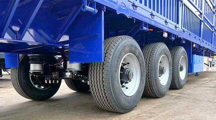 4 Axle 80T Fence Cargo Semi Trailer tires close-up